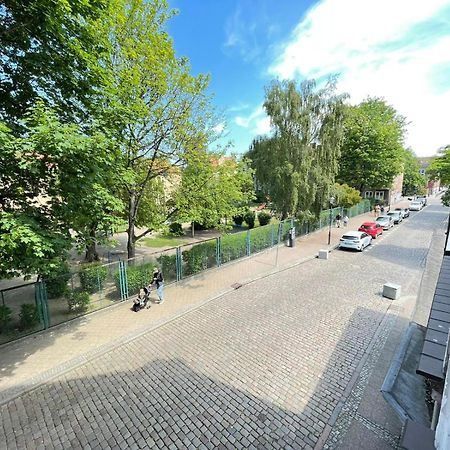 Yourapart Straganiarska Z Parkingiem Danzig Exterior foto